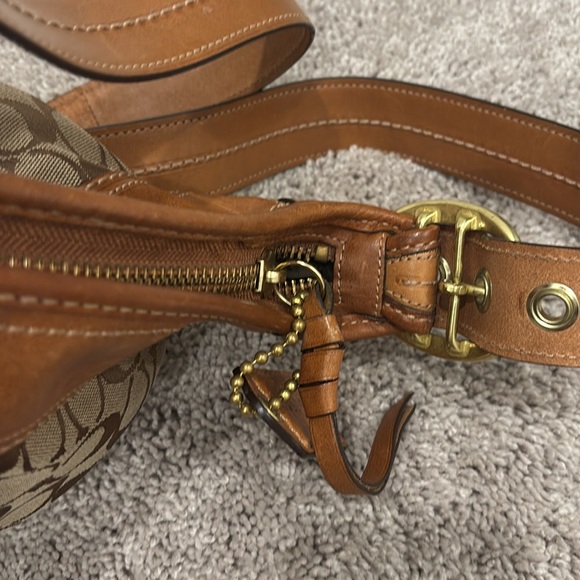 Vintage Rare Coach signature Bleeker Crossbody Bag - Picture 2 of 12